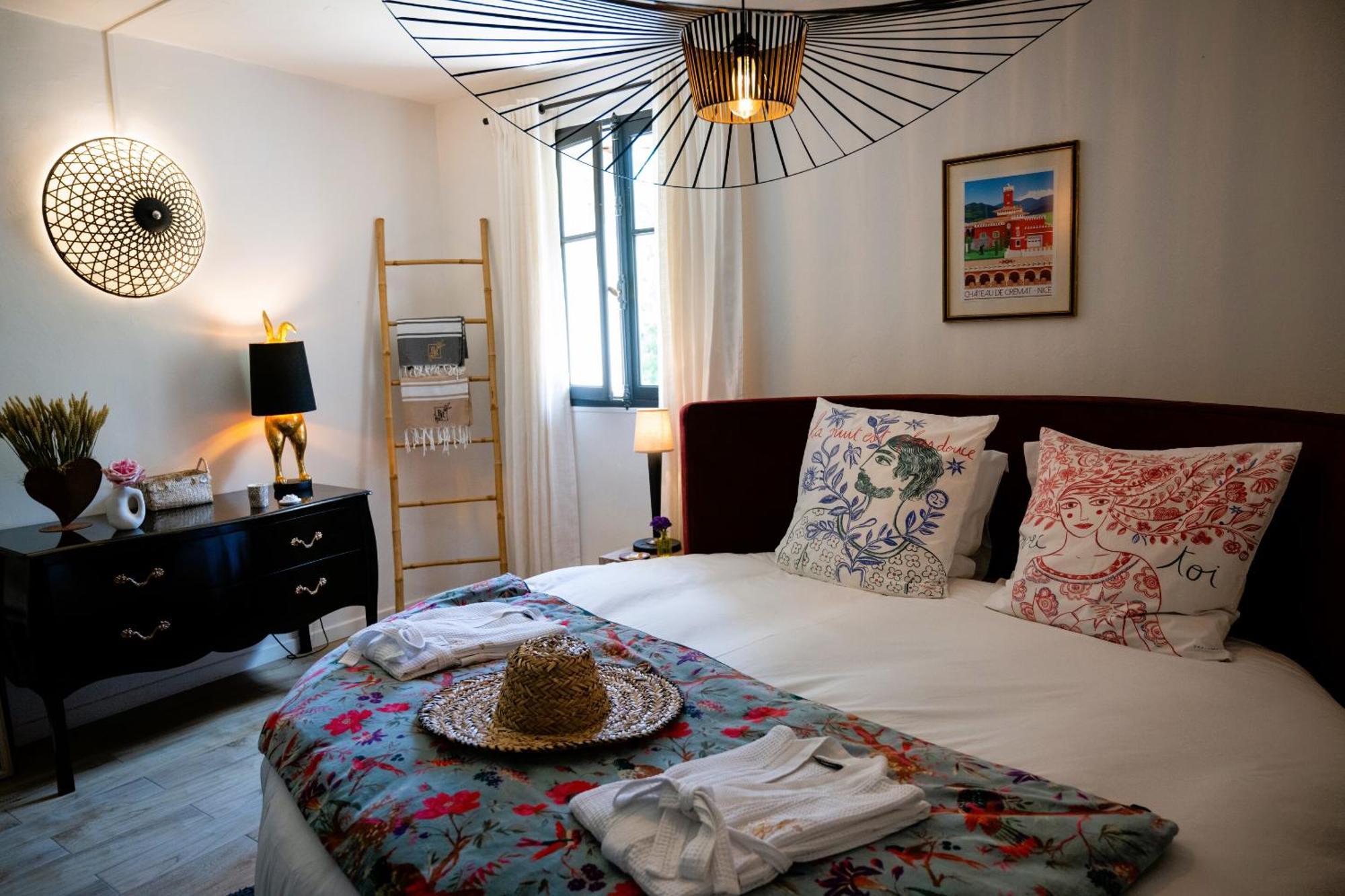 Domaine Les Deux Roches Apartment Le Bar-sur-Loup Стая снимка