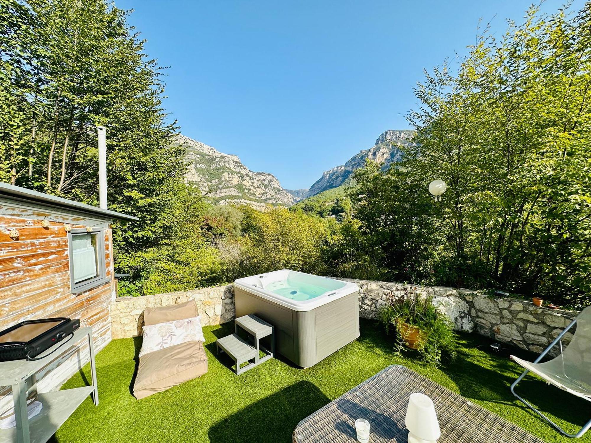 Domaine Les Deux Roches Apartment Le Bar-sur-Loup Екстериор снимка
